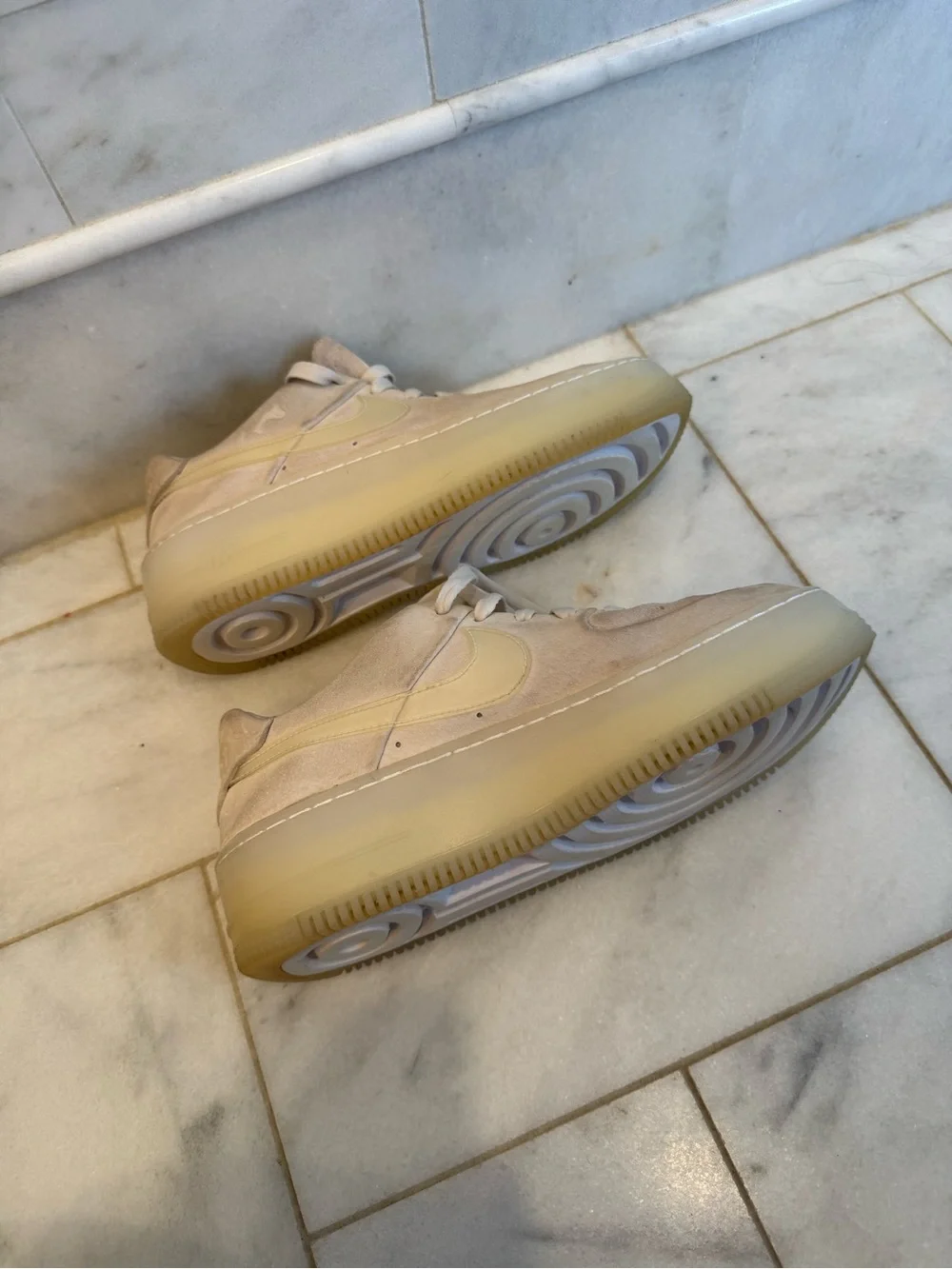 Suede Nike Air Force 1 Phantom sneakers in sage w/ translucent platform sole